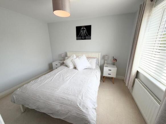 2 bed Apartment for sale Image 8