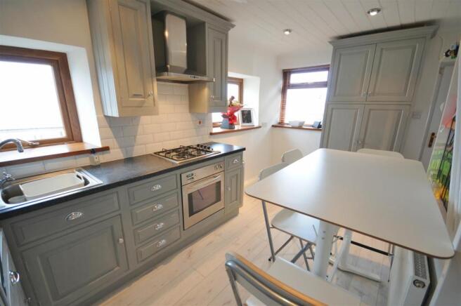 Dining kitchen