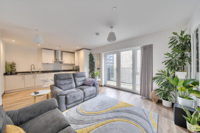 1410492-17-698f3b...