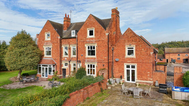 DJI_2025100110315...