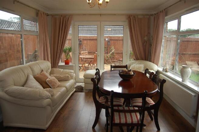 Dining Room/Sun Loun