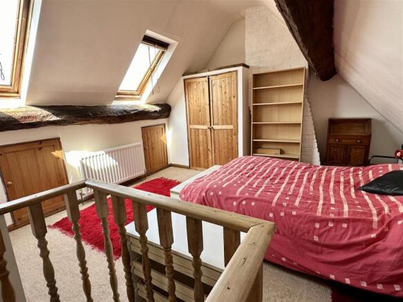 bedroom 2nd floor