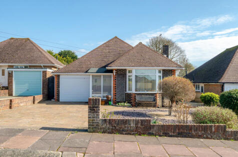 Chute Avenue, High Salvington, Worthing, West Sussex, BN13