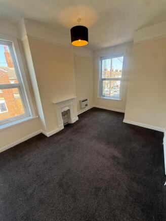 759 hessle rd 2.jpg