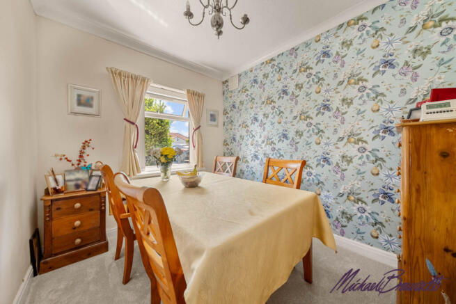 3 bed Semi-Detached Bungalow for sale Image 7