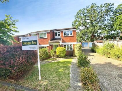 Angus Close, Chessington, KT9