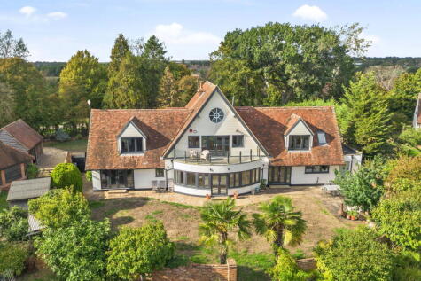 'Keepers Wood' East End Green, Hertford, SG14
