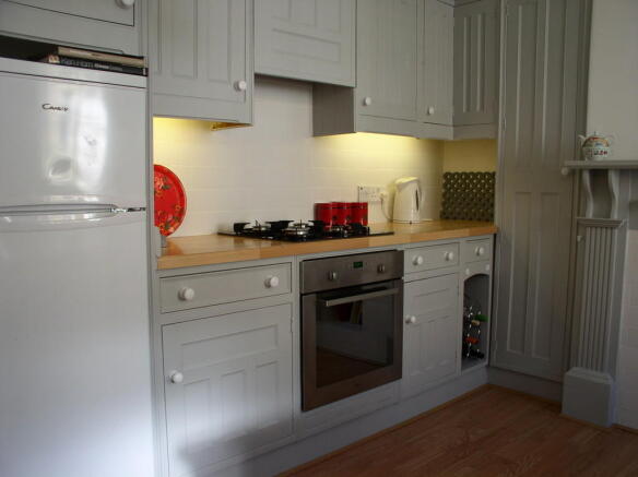 Photo 10