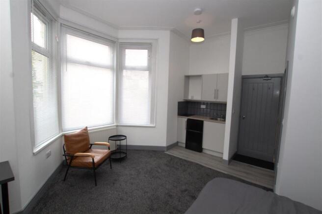 Flat 7.jpg