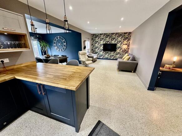 3 bed Detached for sale Image 10