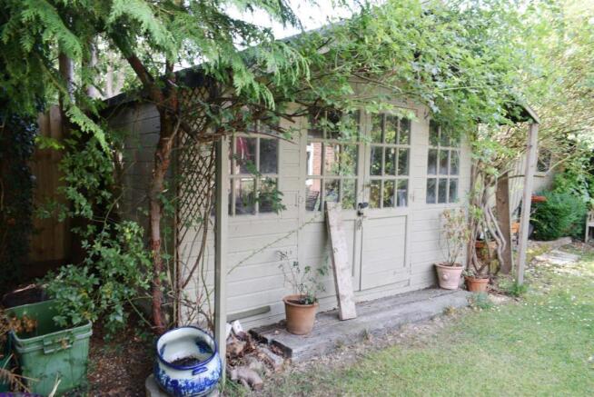 Log cabin 2.JPG
