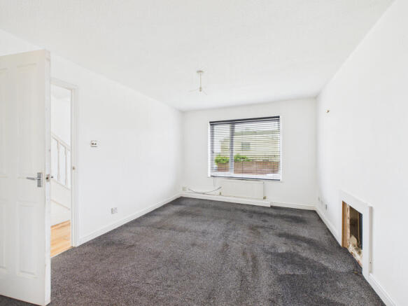 CAM02909G0-PR0505-STILL002