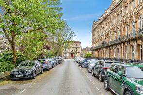 Flat 7, 23, Victoria Square, Clifton, Bristol BS8 4ES