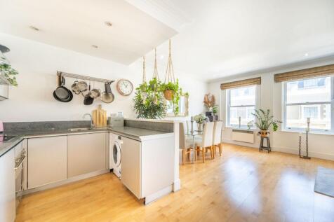 Queensborough Terrace, Bayswater, London, W2