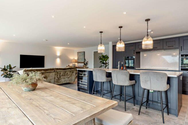 Kitchen/Breakfast Area