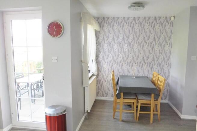 kitchen/dining room