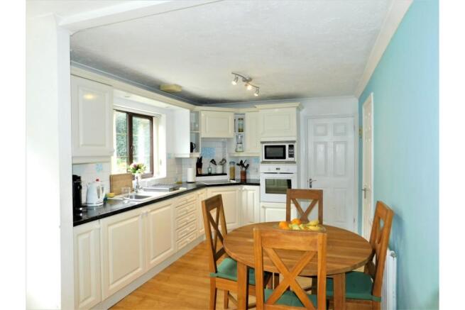 Kitchen/Breakfast