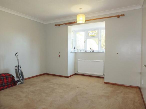 Bedroom 2.jpg