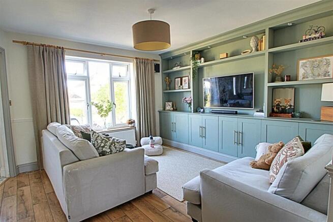 Living Room.jpg