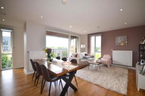 Flat 13, 4 Casa Court, Bristol Avenue, Colindale, London NW9 4BT