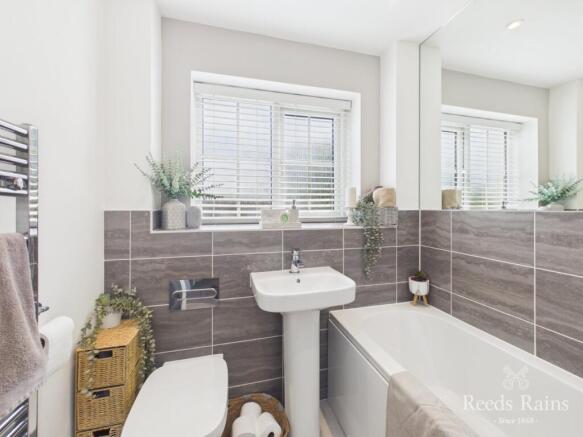 3 bed Detached for sale Image 6