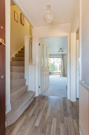 Huntsmeade Close 23-5.jpg
