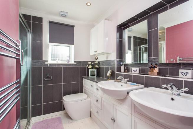 En Suite Shower Room
