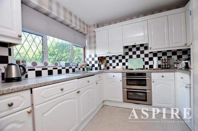 Aspire Estate Agents Benfleet 5.jpg