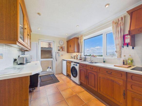 3 bed Detached Bungalow for sale Image 7