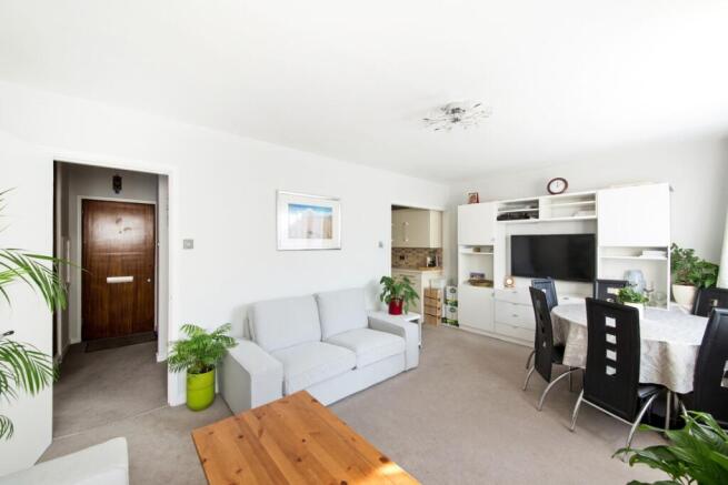 Ph4_1048917_edite...