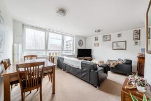 14, 32 Burnett Court, Parkham Street, London SW11 3UA