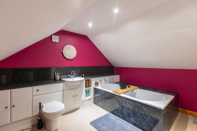Brooklands House Bedroom 1-3