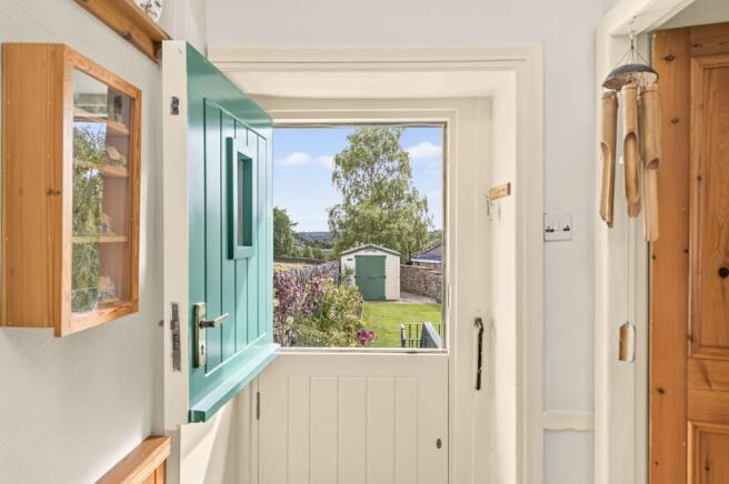 3 bed Terraced for sale Image 7