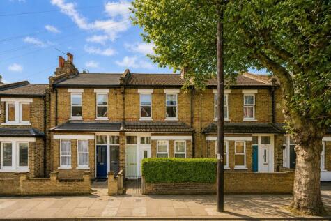 Grosvenor Road, Hanwell, W7