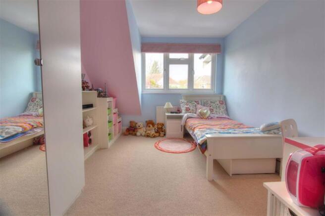 Bedroom 3: