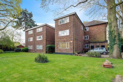 Lincoln Court, Hampton