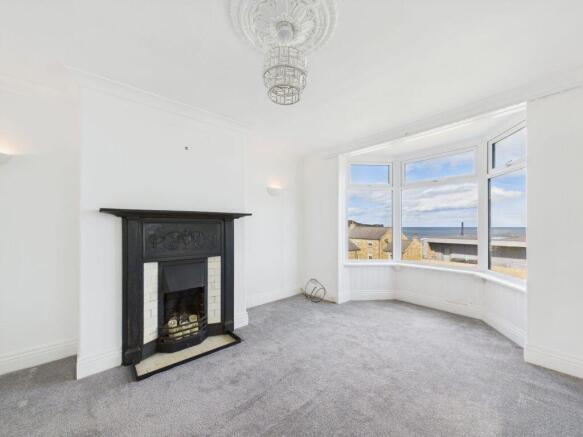 2 bed Flat for sale Image 5