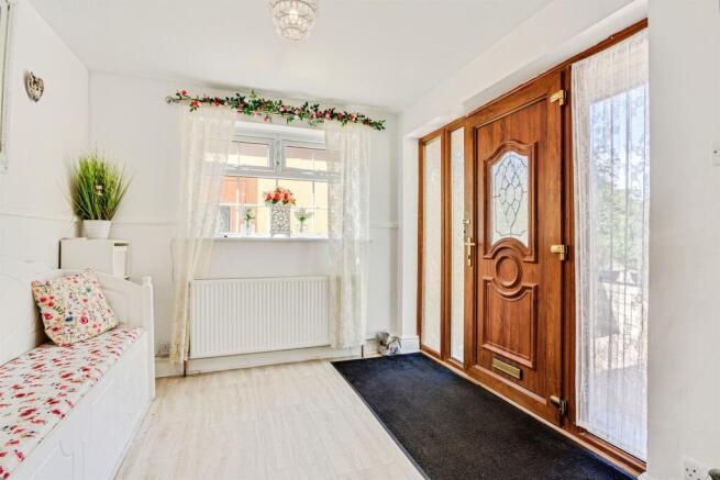 3 bed Detached for sale Image 7