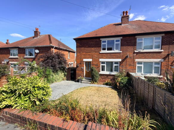 2 bed Semi-Detached for sale Image 12