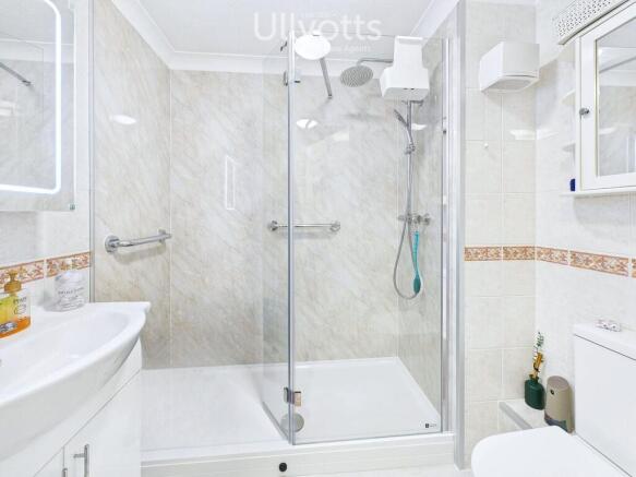 1 bed Flat for sale Image 6