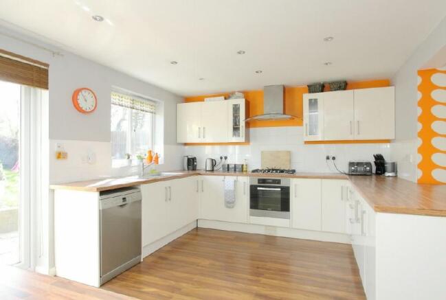 Kitchen/Dining Room