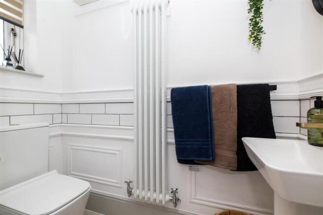 4 bed Terraced for sale Image 10