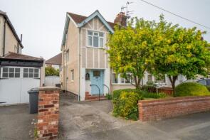 8, Leighton Avenue, Meols CH47 0LZ