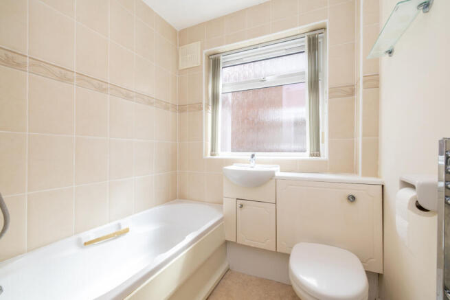 2 bed Semi-Detached Bungalow for sale Image 10