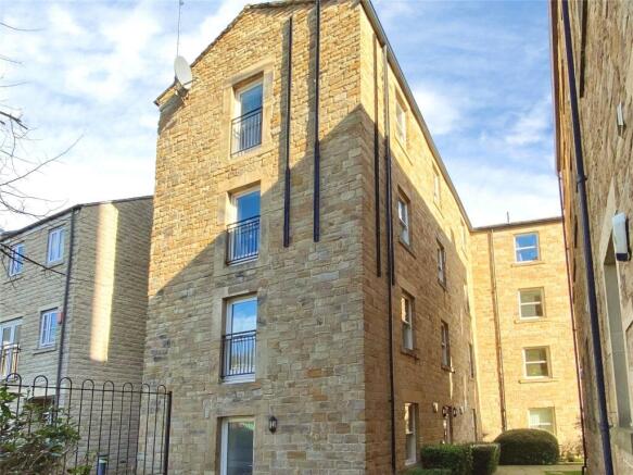 1 bed Apartment to rent Image 9
