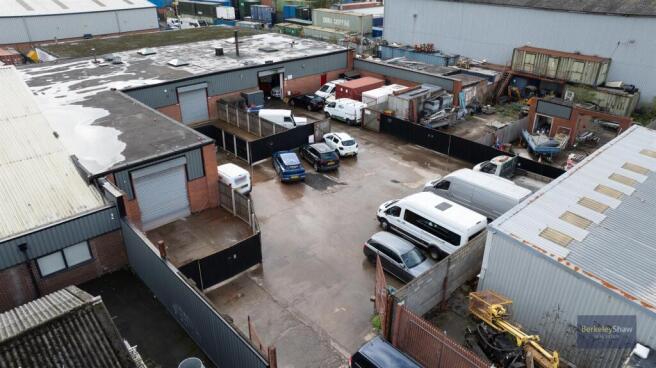 7 Bradman Road-02.jpg