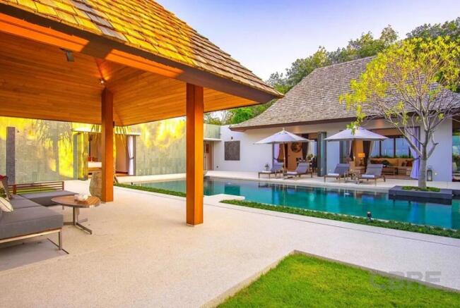 4 Bedroom pool villa