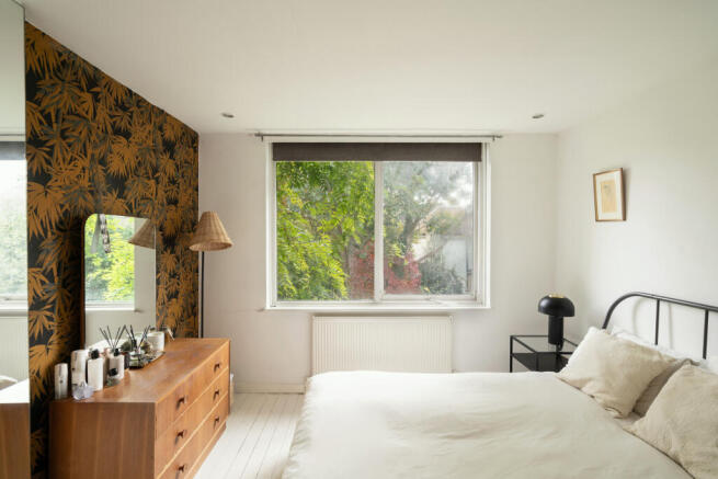 239377 - WICKHAM-ROAD-SE4-36.jpg