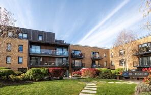 37, Conningham Court, Dowding Drive, London SE9 6AY