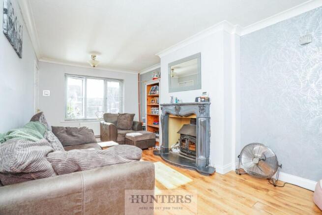 2 bed Semi-Detached Bungalow for sale Image 5